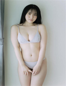 《石原铃华》